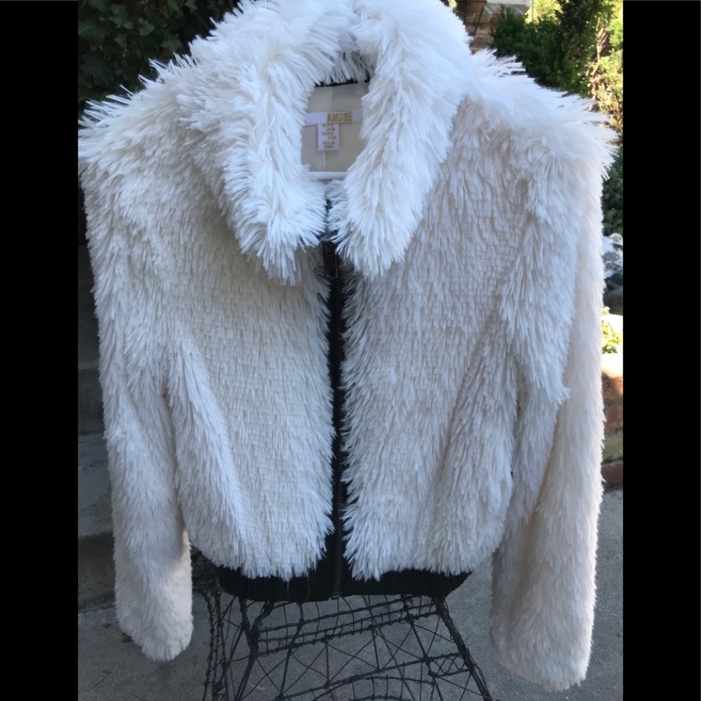 Amuse Society Chandler Fluffy Jacket  SZ Sm NWT